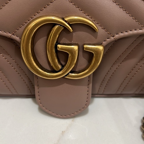 Gucci GG Marmont Small Shoulder Bag in Dusty Pink Leather 100% Authentic - Picture 2 of 14
